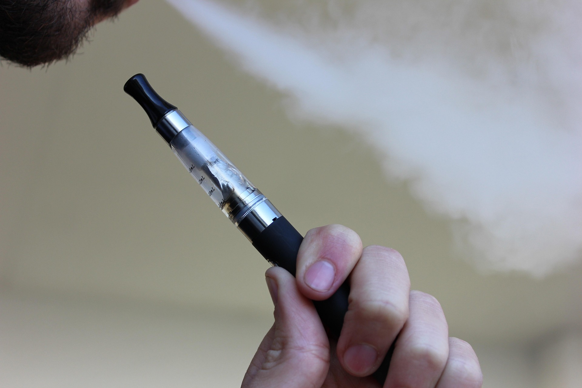 e-cigareta